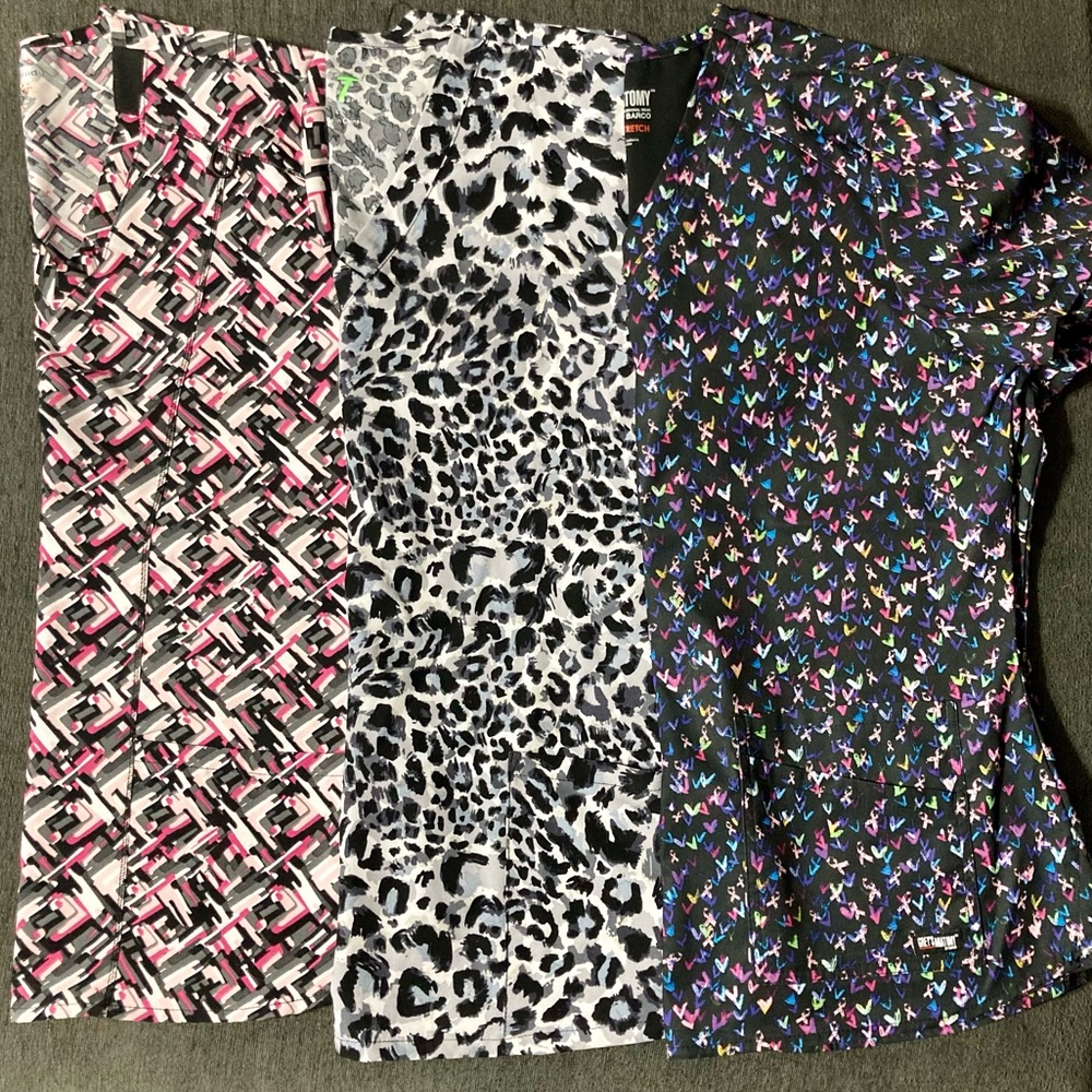 Scrub Top Bundle Size Large
